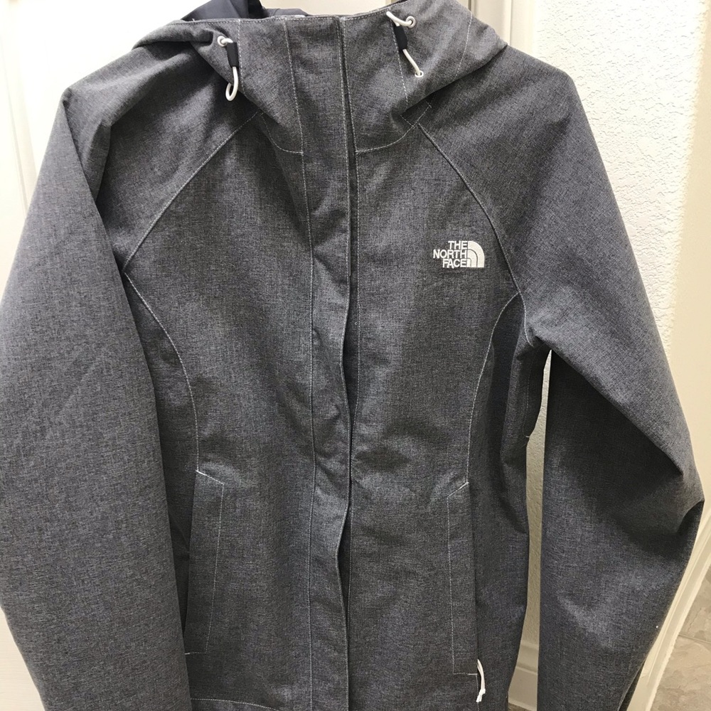The North Face Resolve Grey Jacket